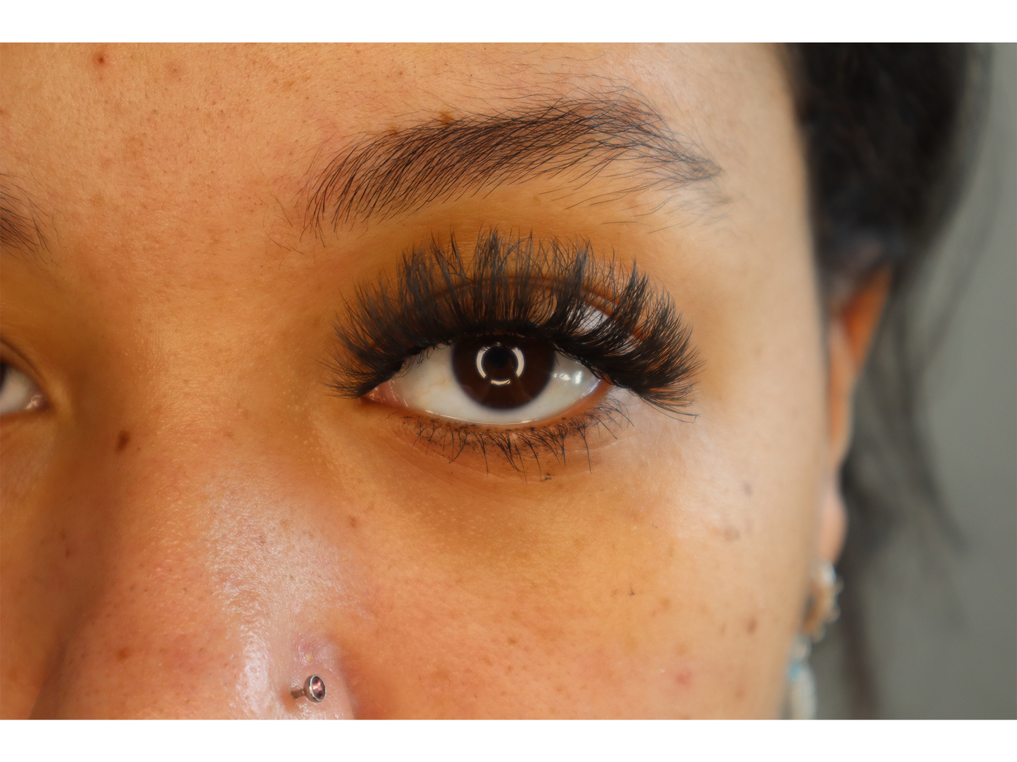 Slow mo Lashes (White Collection)