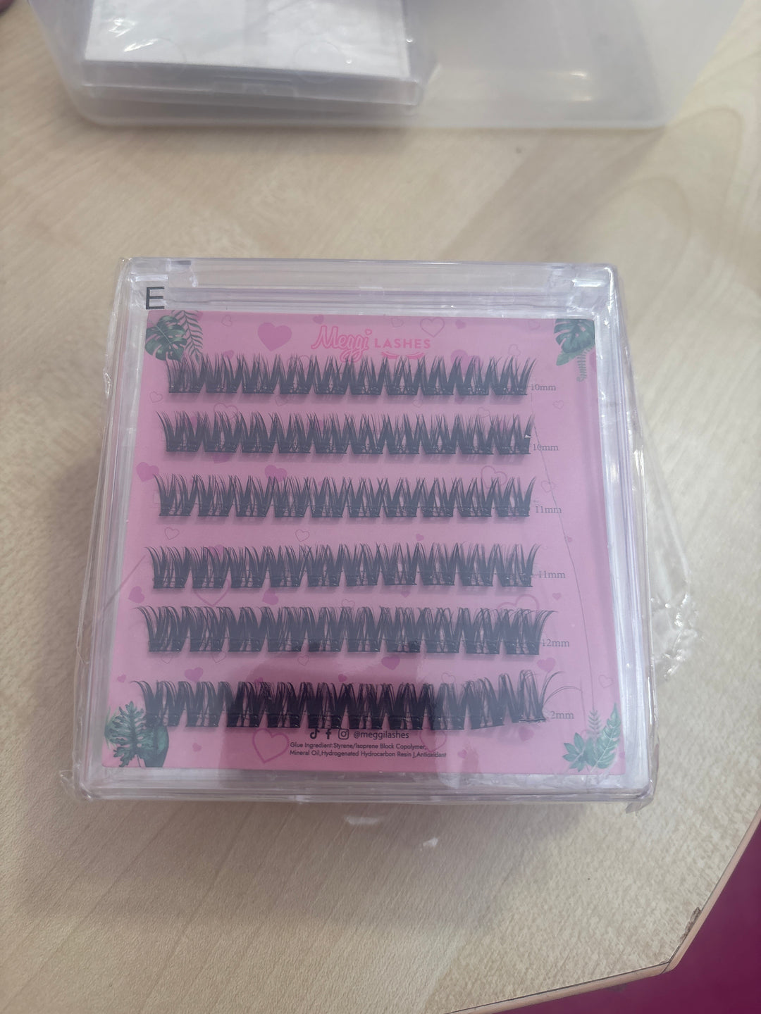 Sample E pre glued clusters *damaged packaging*