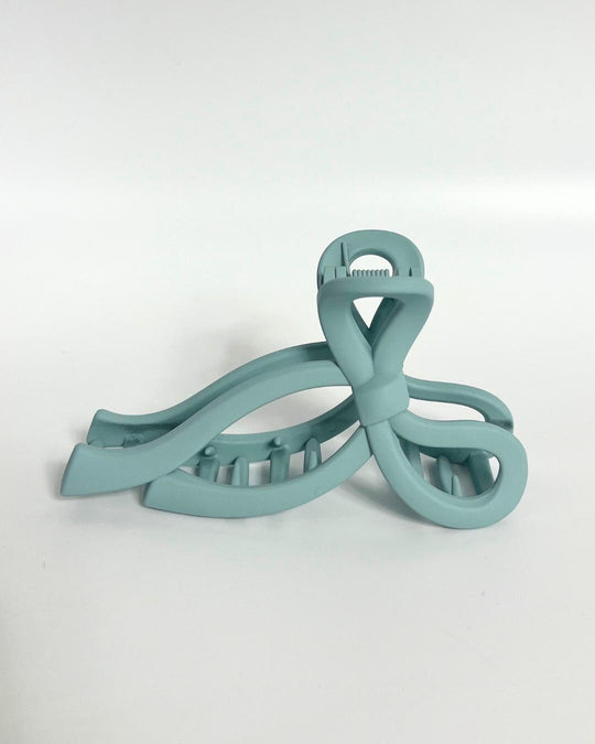 Meggilashes Bow Claw Clip