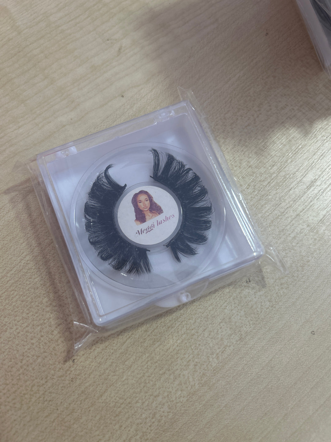 Dramatic lash (old face logo packaging)
