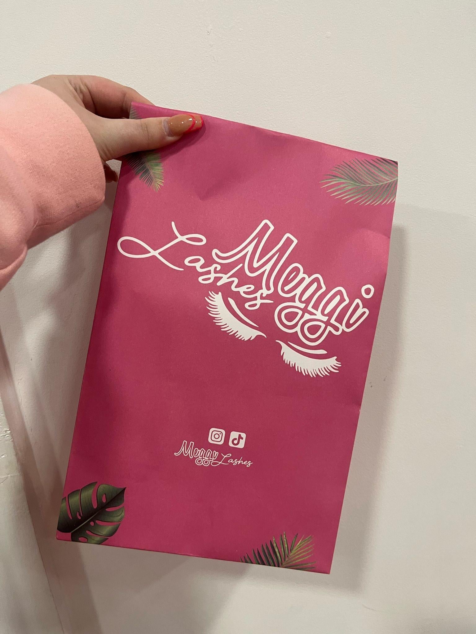 Meggilashes £20 Makeup Bundle Bag (5 Items)