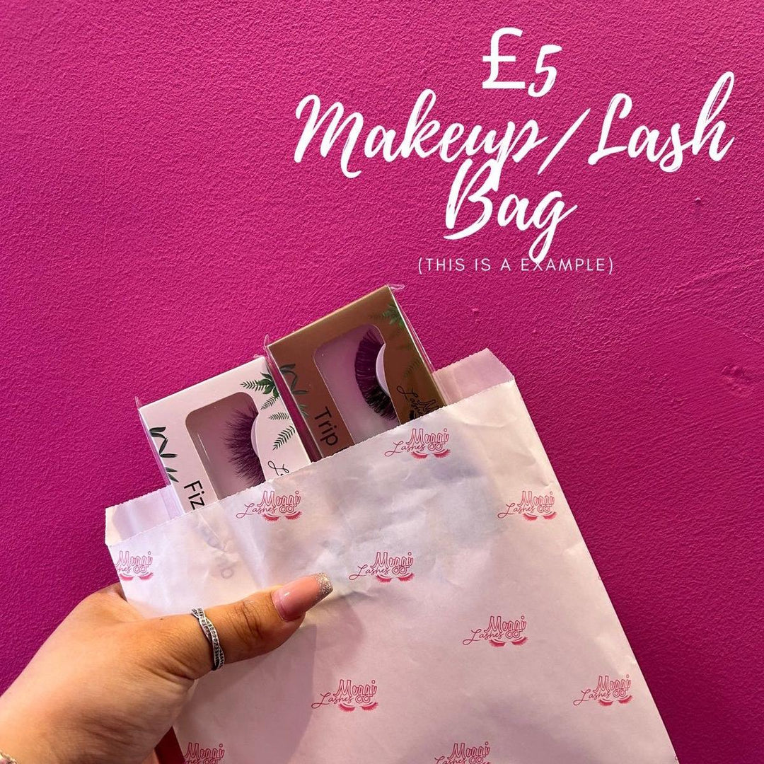 Meggi Lashes makeup/lash bag